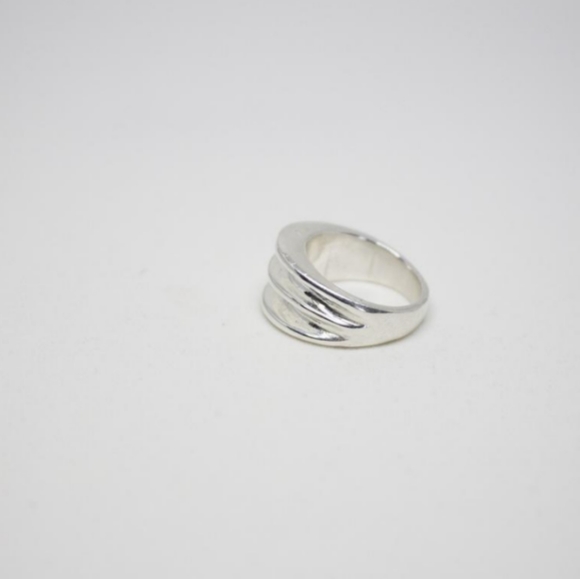 Silver 925 signet ring Size 7 - Picture 1 of 8